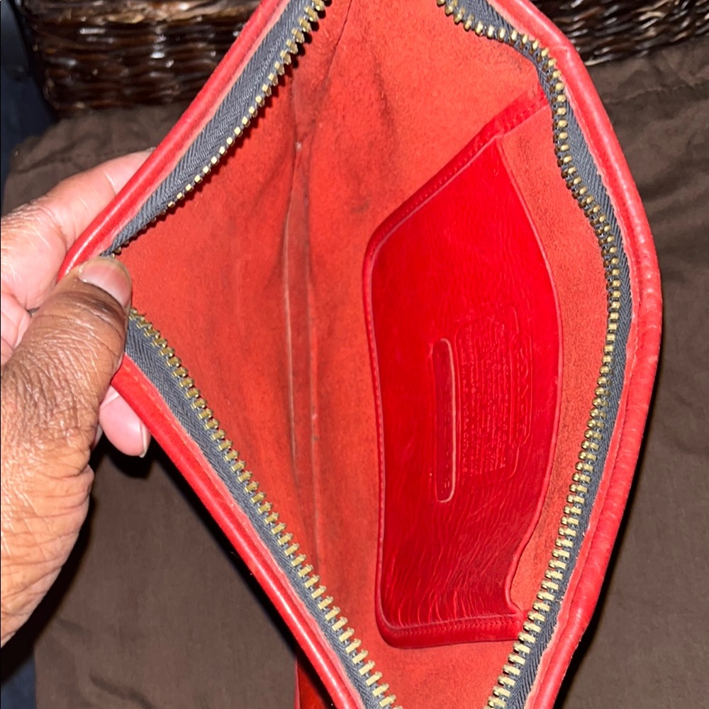 Coach Red Leather Vintage luxurious Clutch Wristlet - Picture 7 of 7